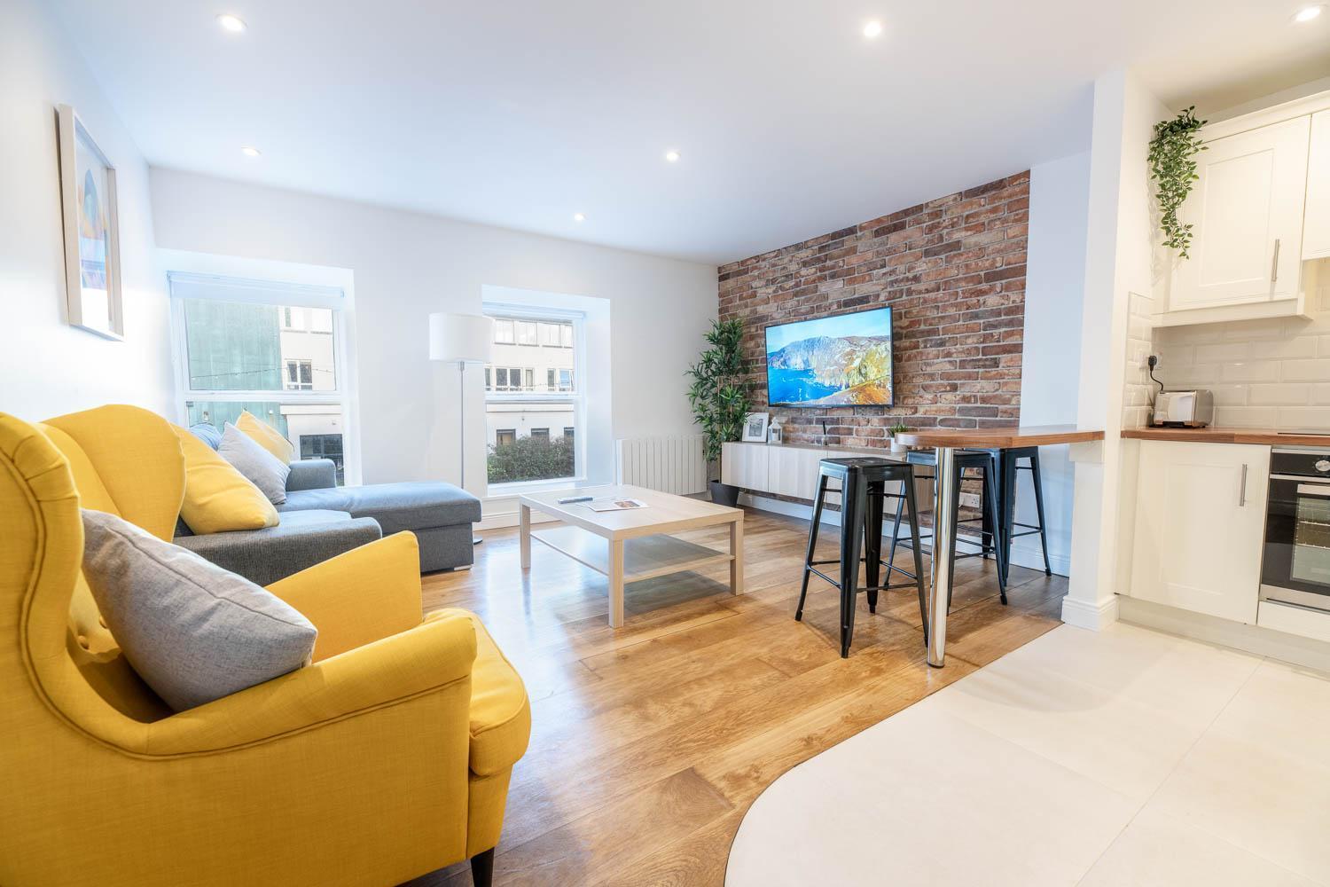 Modern Canal View Home, In City Centre, Sleeps 8 Galway Luaran gambar